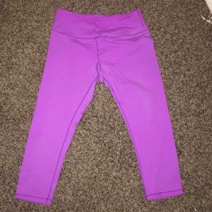 in very good shape, only been worn once!